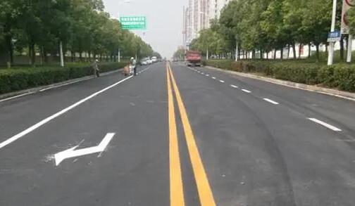 道路劃線的標(biāo)準(zhǔn)尺寸，道路劃線的寬度是多少？